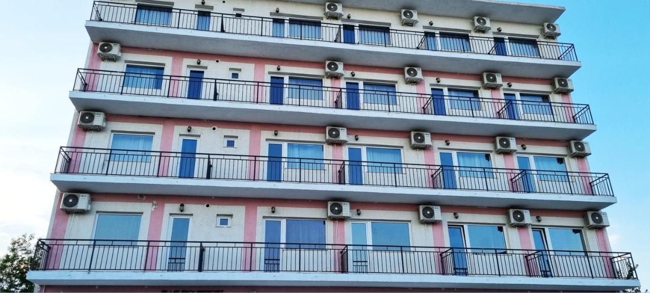 Hotel Blue Sky Resort Eforie Nord Exteriör bild