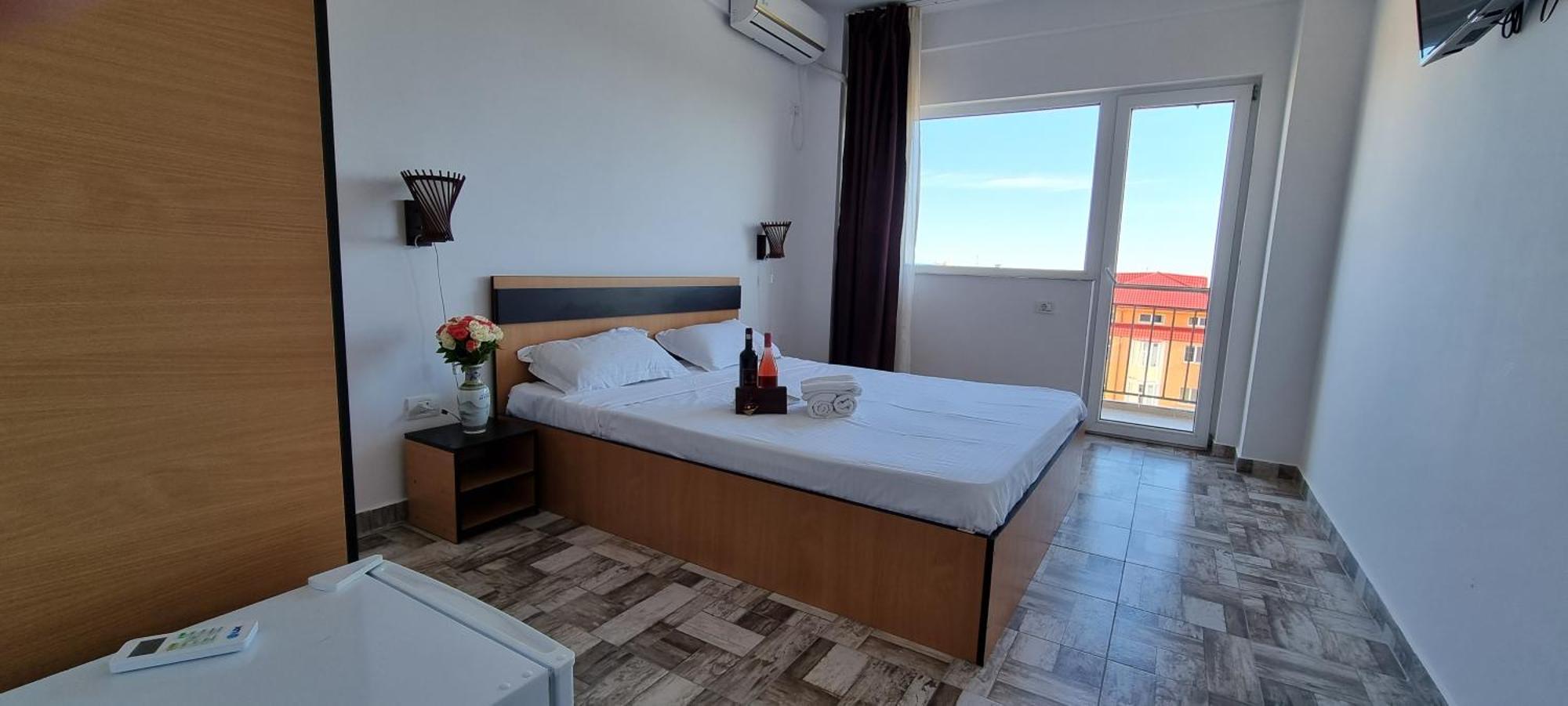 Hotel Blue Sky Resort Eforie Nord Exteriör bild