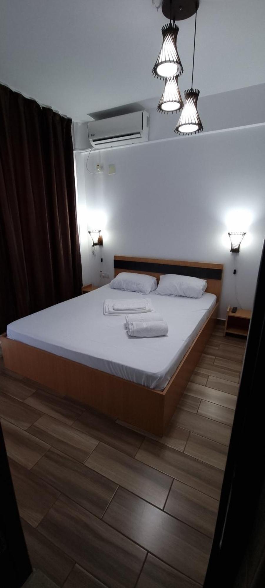 Hotel Blue Sky Resort Eforie Nord Exteriör bild