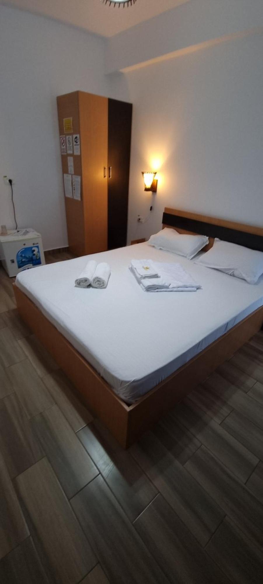 Hotel Blue Sky Resort Eforie Nord Exteriör bild