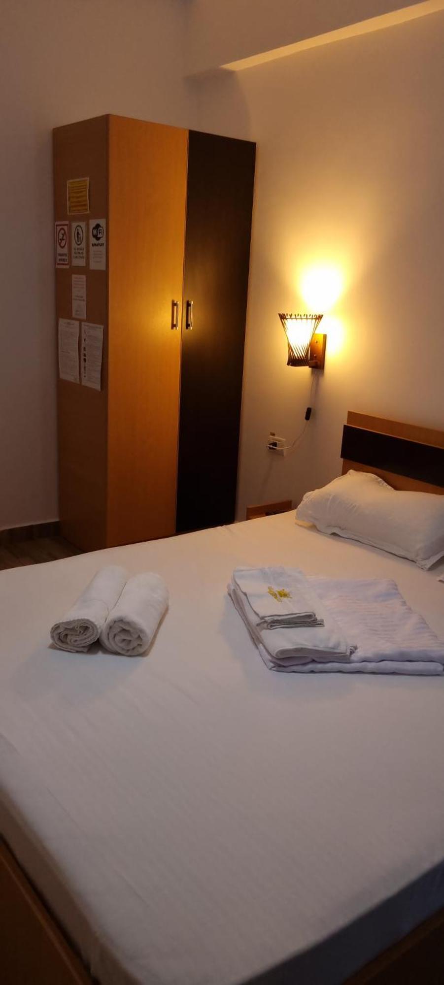 Hotel Blue Sky Resort Eforie Nord Exteriör bild